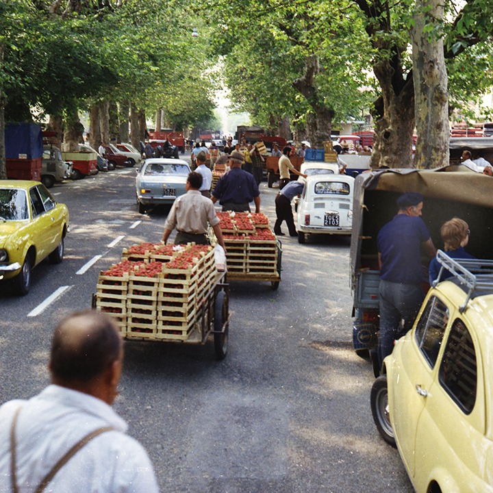 Mercato fragole 3-720